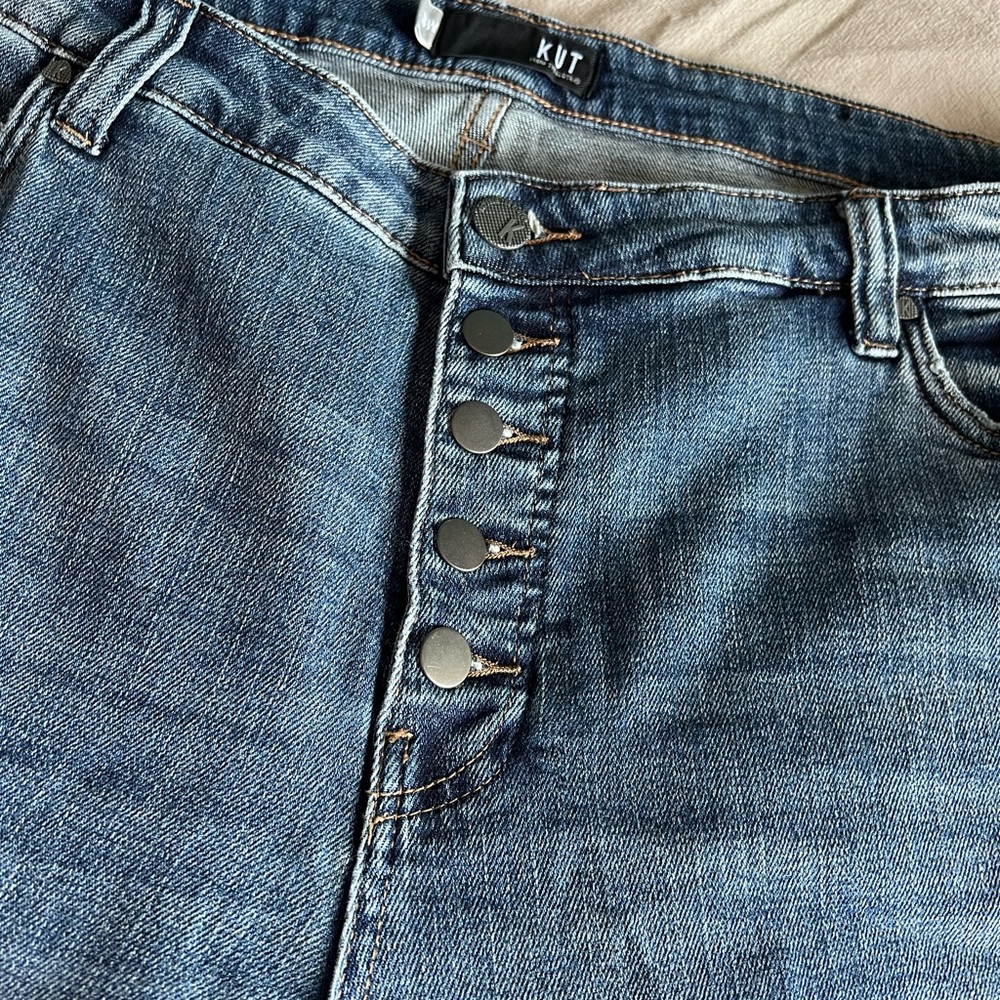 Kut Capris